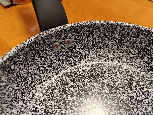 Patelnia KlonBerg granit3.jpg