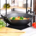 pol_pl_Patelnia-wok-zeliwna-CAST-LINE-32-cm-17652_2.webp